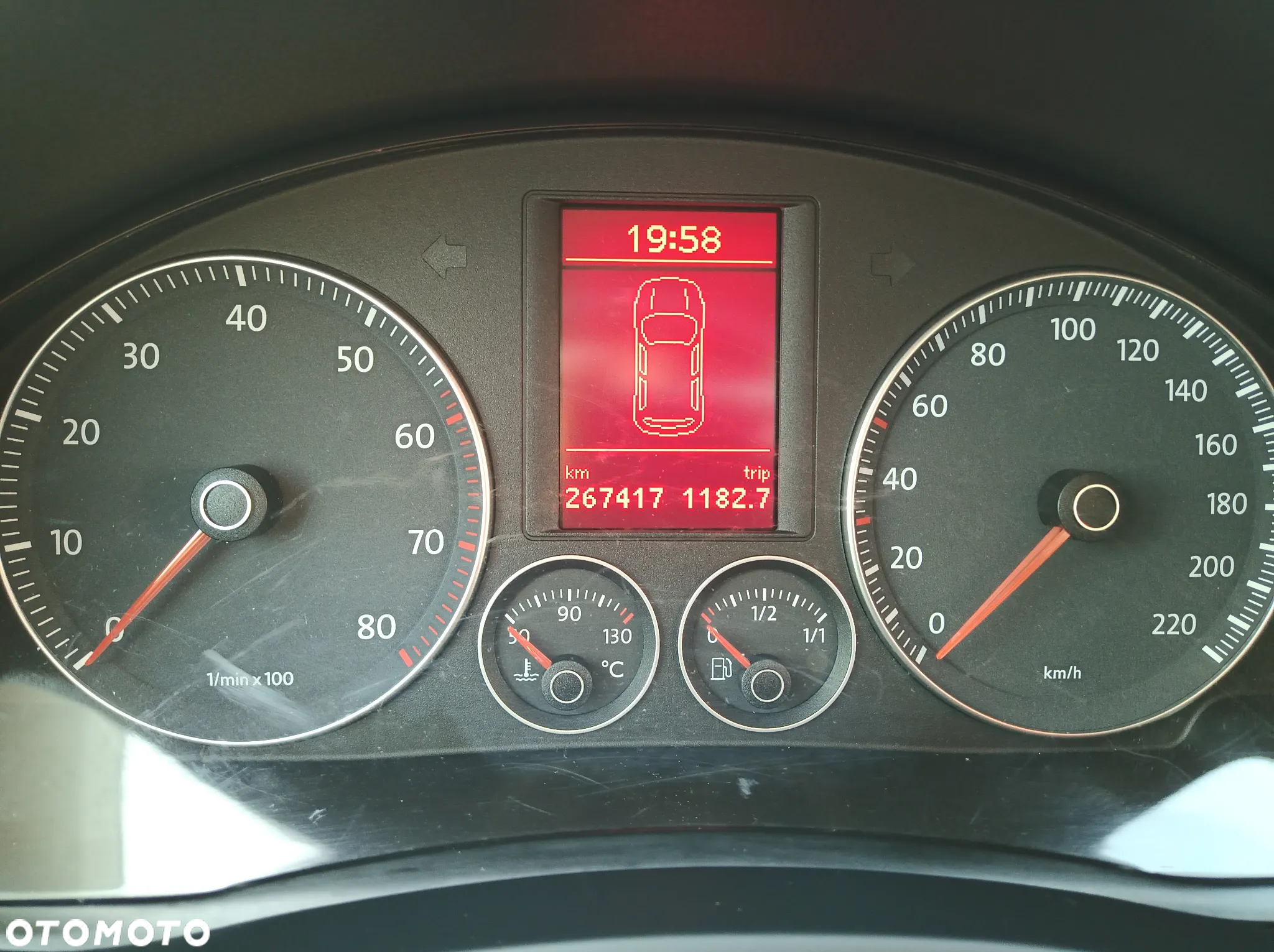 Volkswagen Golf - 20