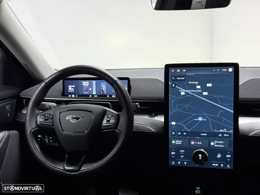 Ford Mustang Mach-E 75.7 kWh Base - 8