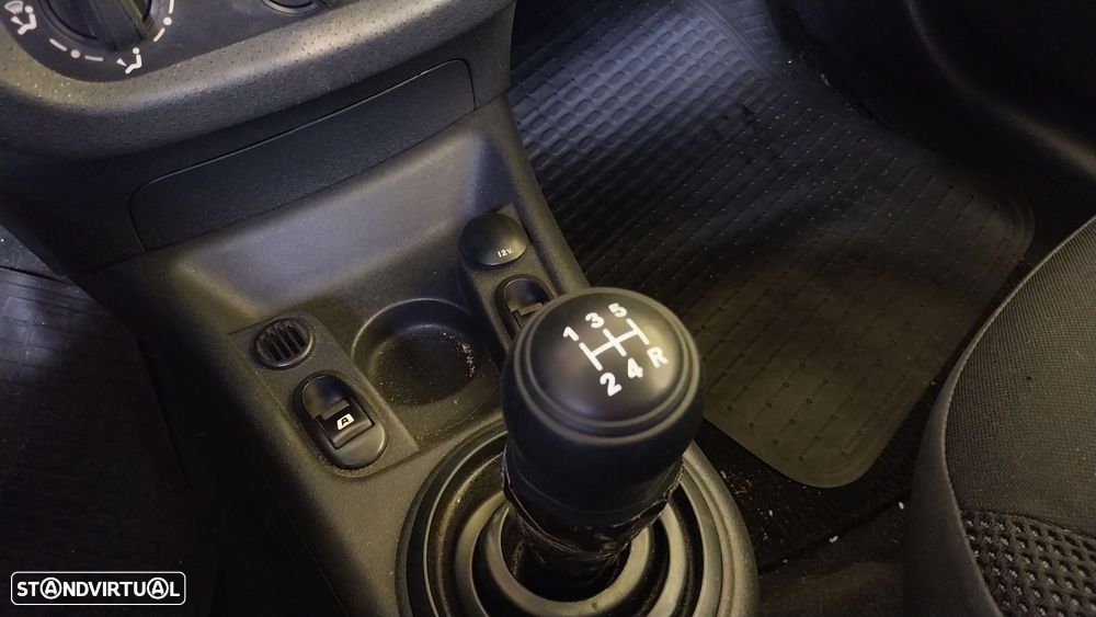 Citroën C2 1.4 HDi VTR - 10