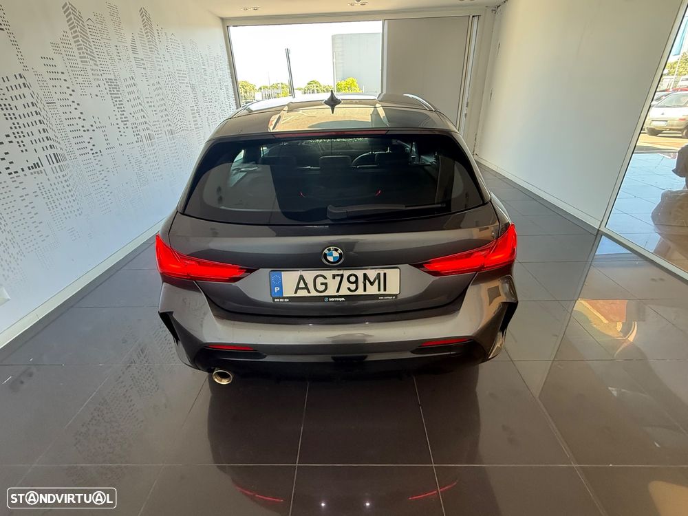 BMW 118 i Pack Desportivo M Auto - 9