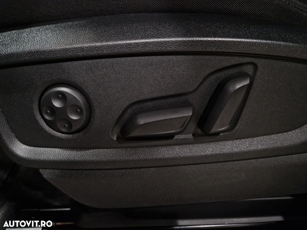 Audi Q5 40 TDI quattro S tronic MHEV Advanced - 16