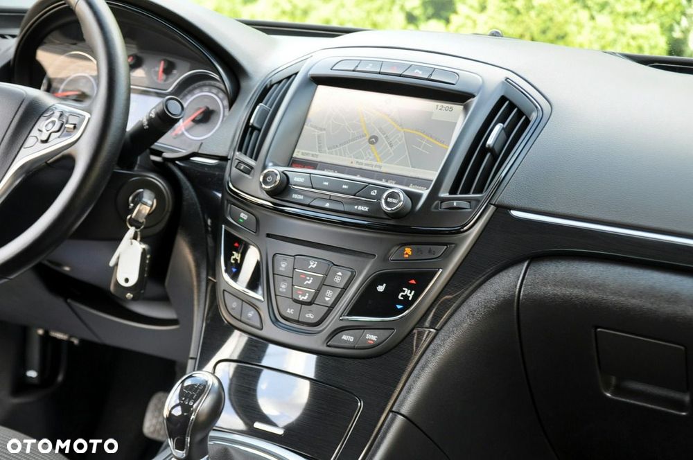 Opel Insignia - 26