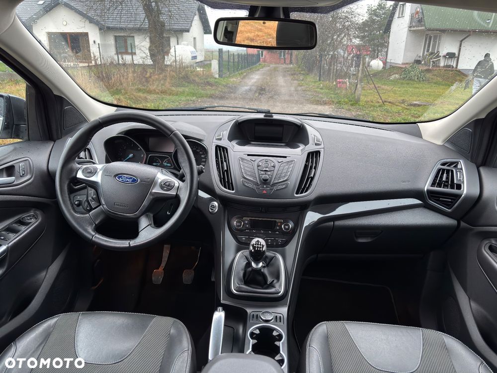 Ford Kuga 2.0 TDCi Titanium FWD - 12