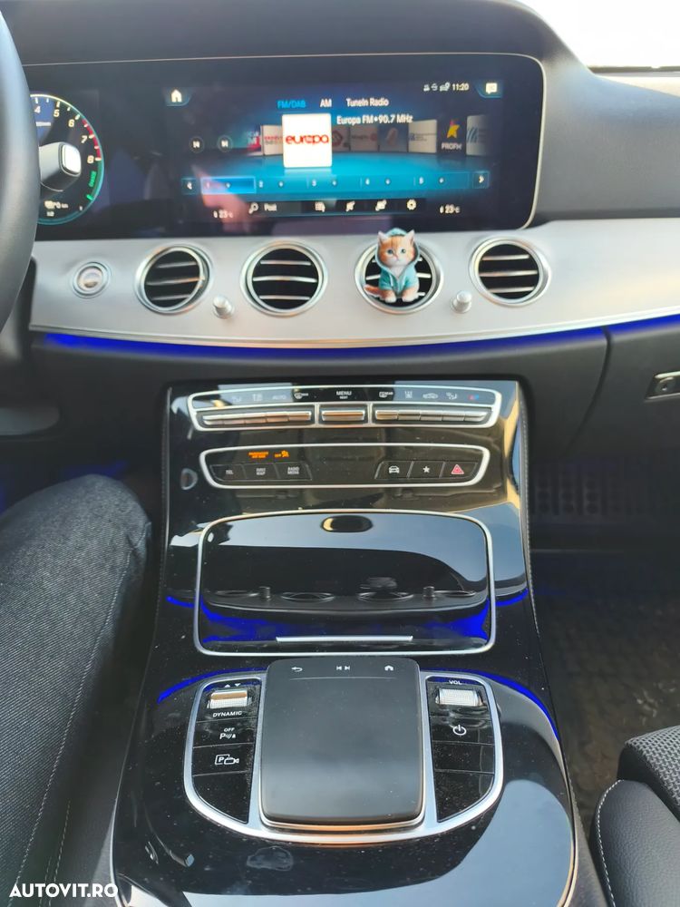 Mercedes-Benz E - 17