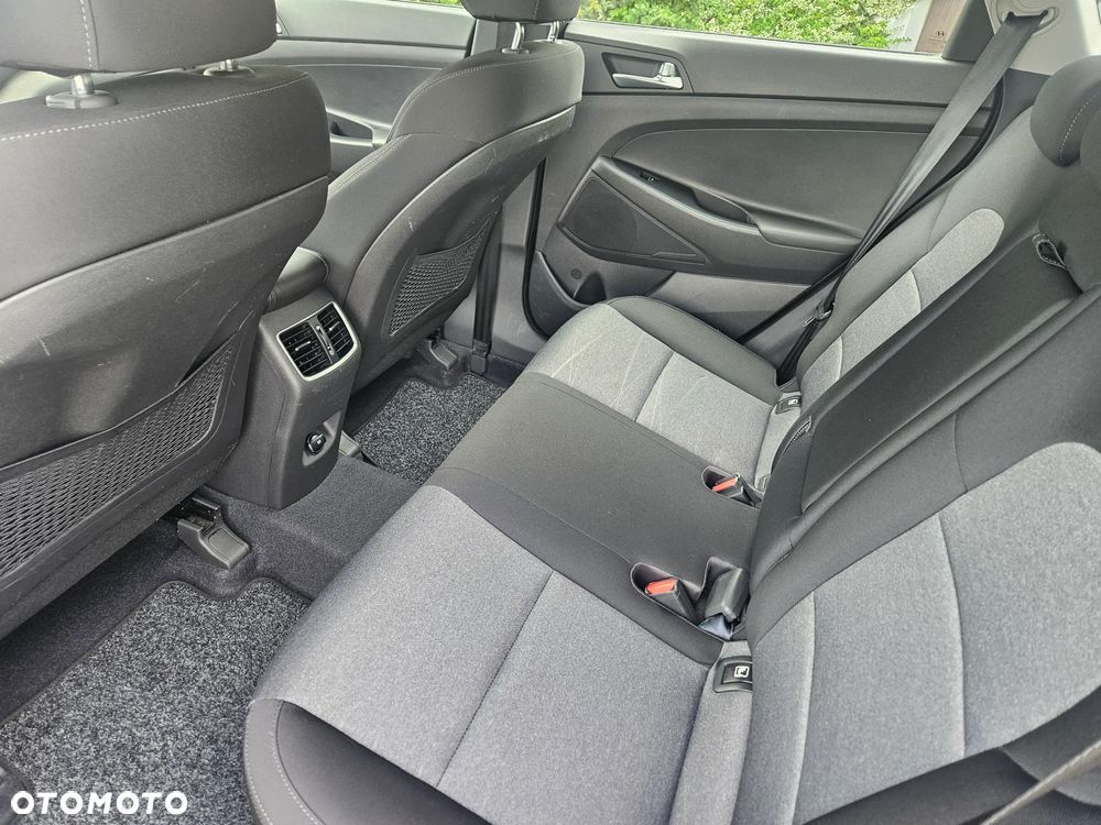 Hyundai Tucson 1.6 CRDi 48V-Hybrid 4WD DCT Trend - 15