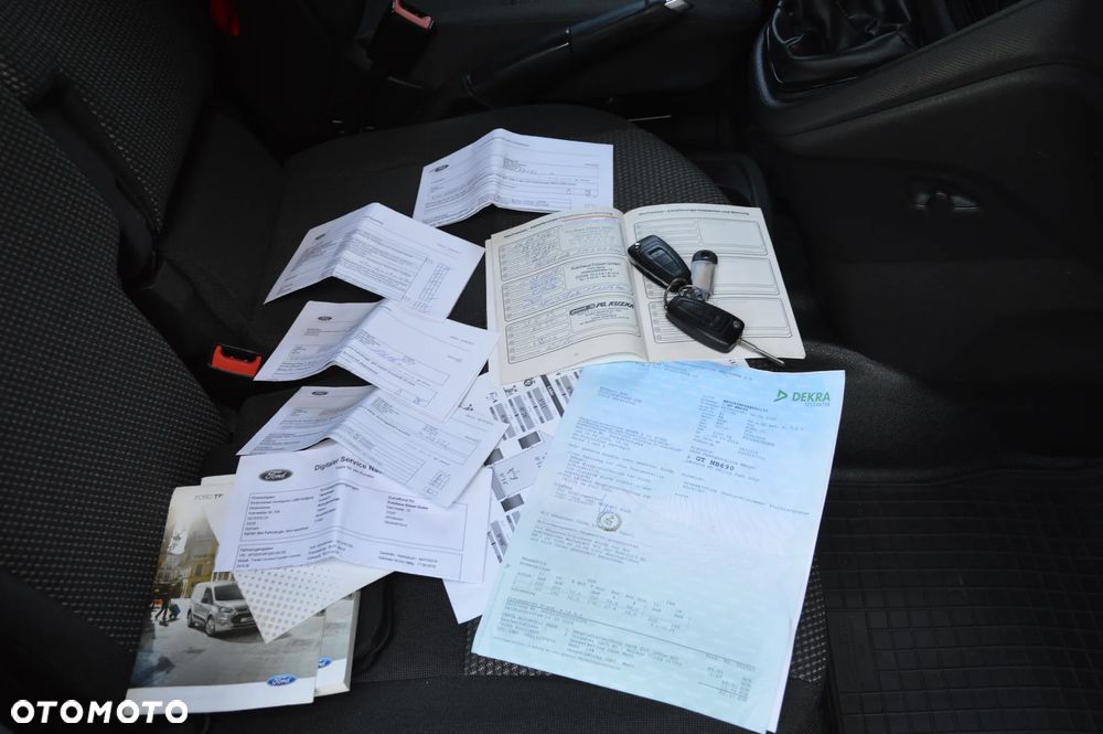 Ford Transit Connect - 8