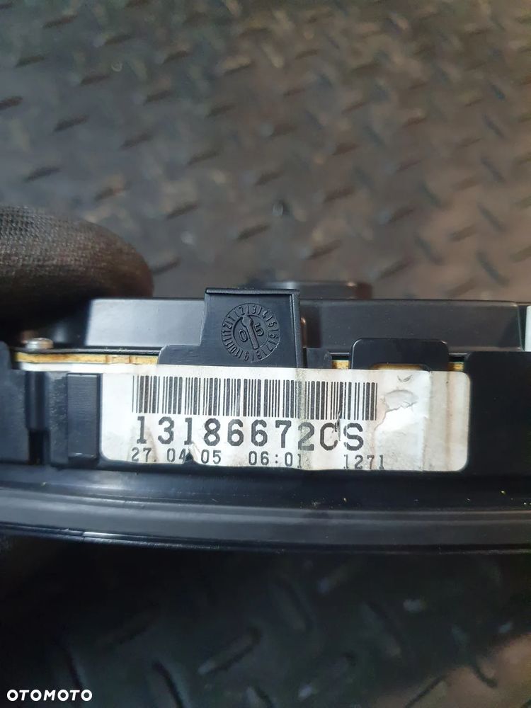 OPEL VECTRA C LICZNIK ZEGARY 1.9D 13186672CS WERSJA EUROPEJSKA POSIADAM 2 SZT - 9