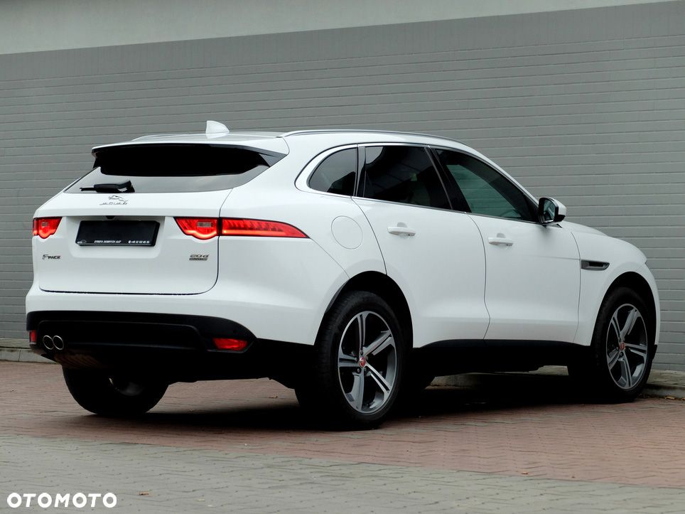 Jaguar F-Pace 2.0 i4D AWD Prestige - 11