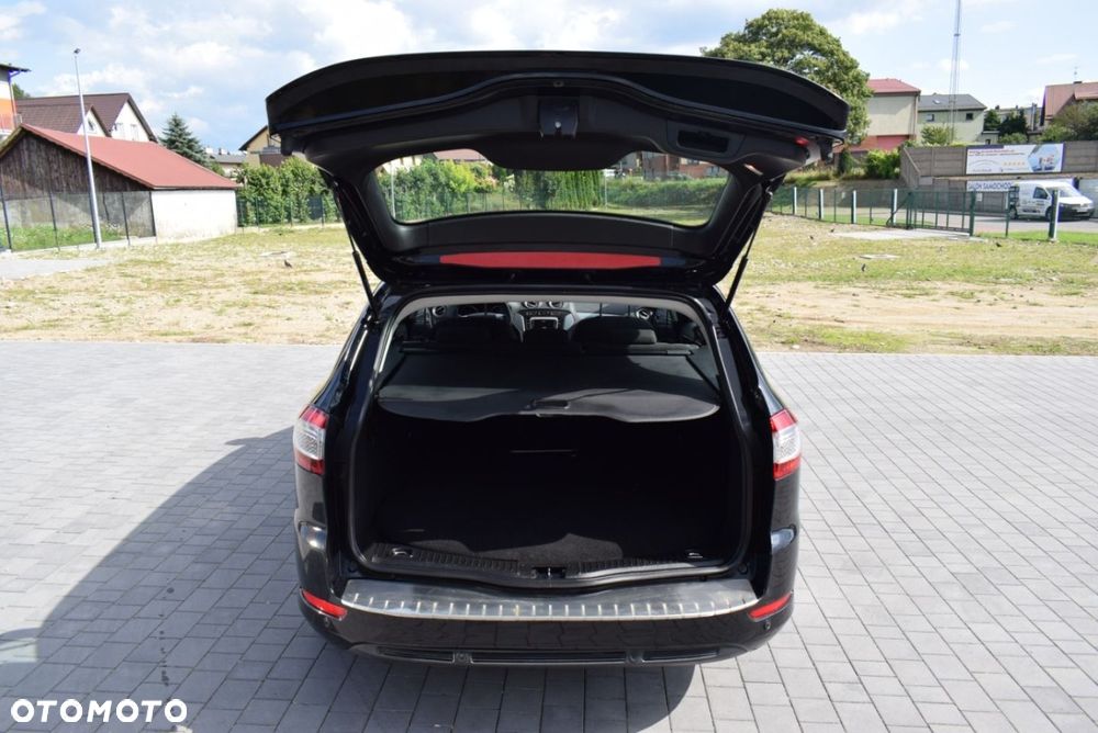 Ford Mondeo - 12