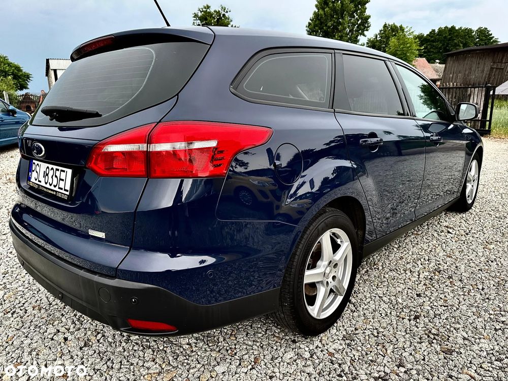Ford Focus 1.0 EcoBoost Trend - 26