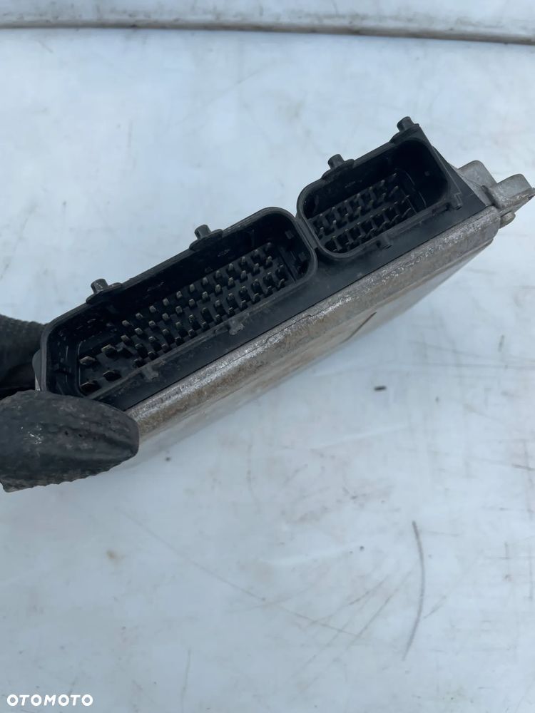 STEROWNIK SILNIKA VW GOLF IV 036906014M - 3