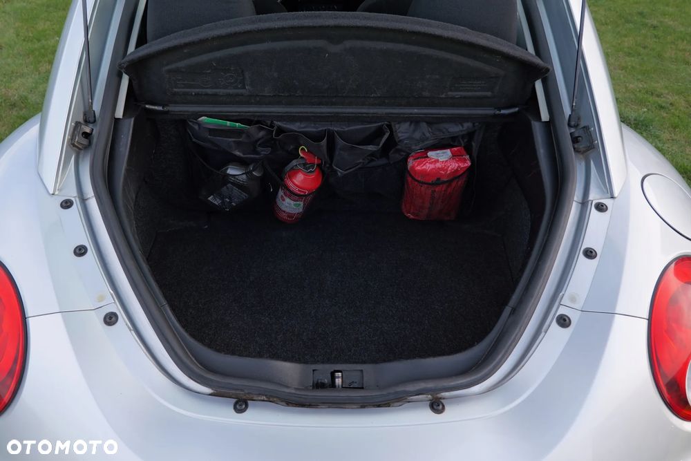 Volkswagen New Beetle 1.9 TDI - 28