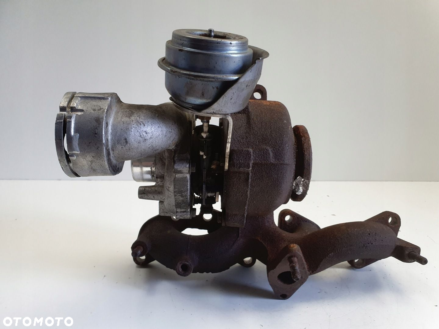 VW Golf V 2.0 TDI TURBOSPRĘŻARKA turbo 03G253014H - 5