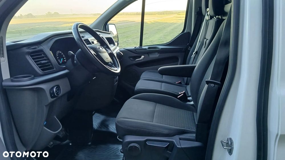 Ford Transit Custom - 12