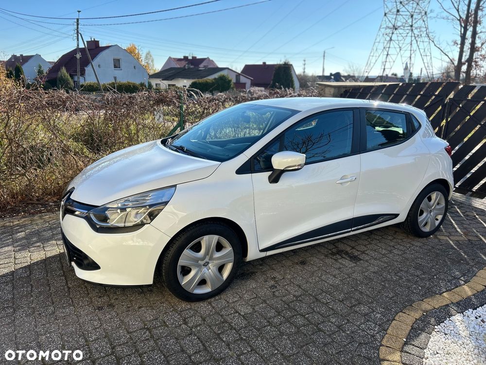 Renault Clio 1.2 16V 75 Collection - 4