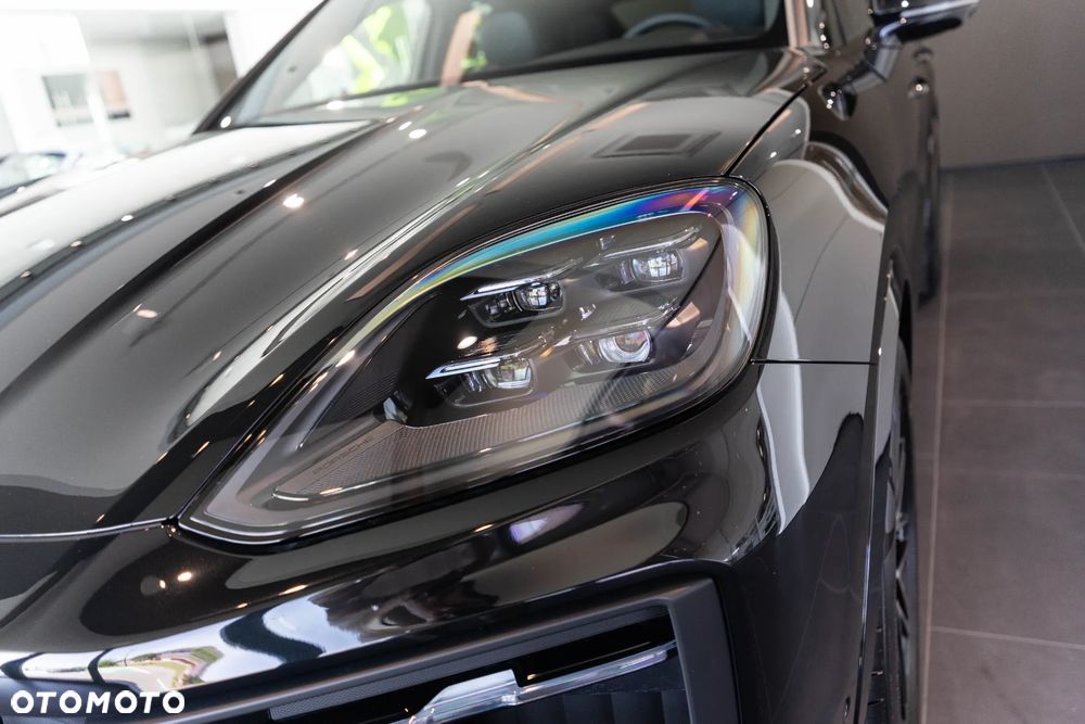 Porsche Cayenne Black Edition - 32