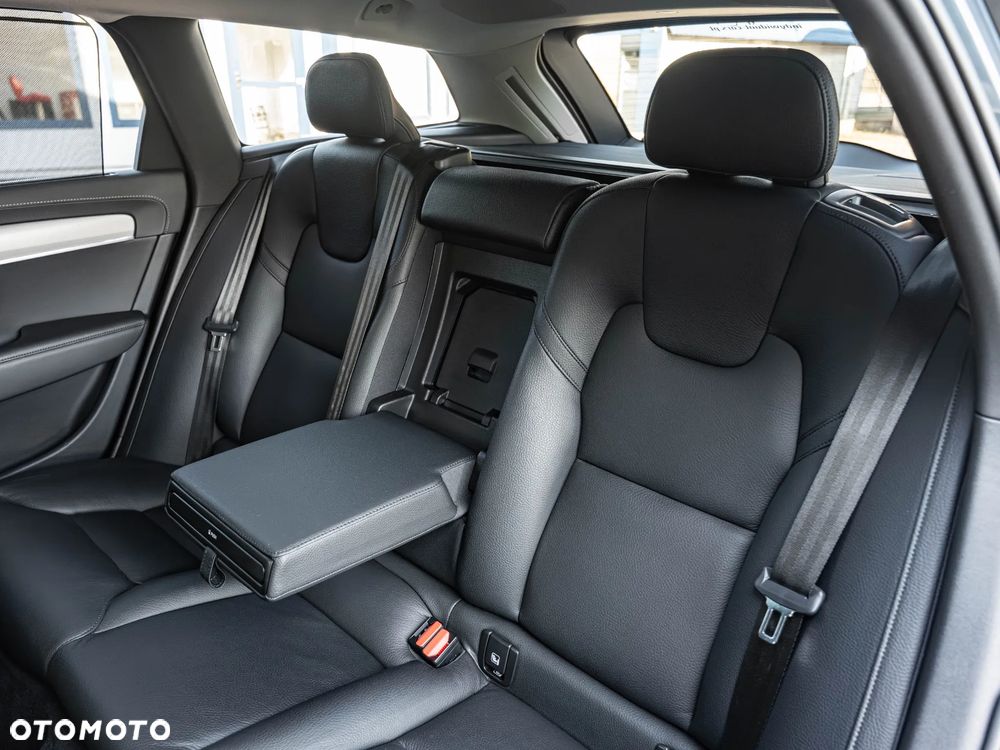 Volvo V90 B4 B Ultimate Bright - 26