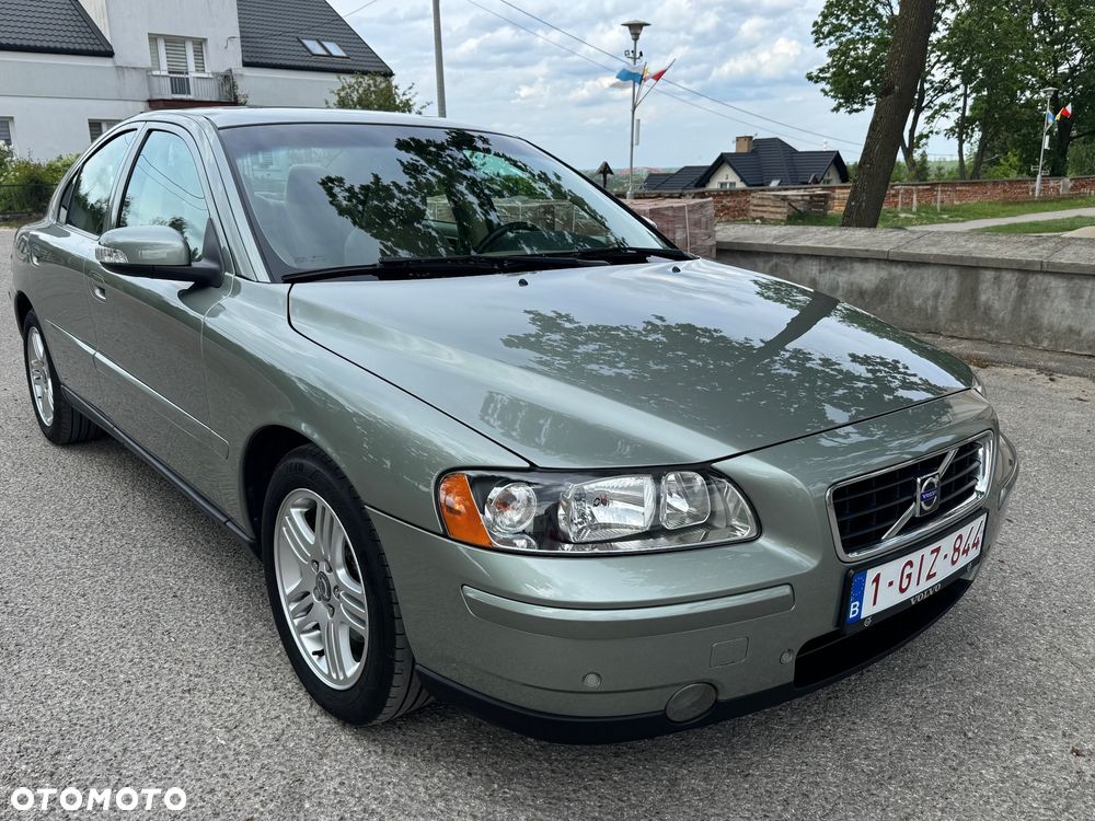 Volvo S60 2.4D Momentum - 7