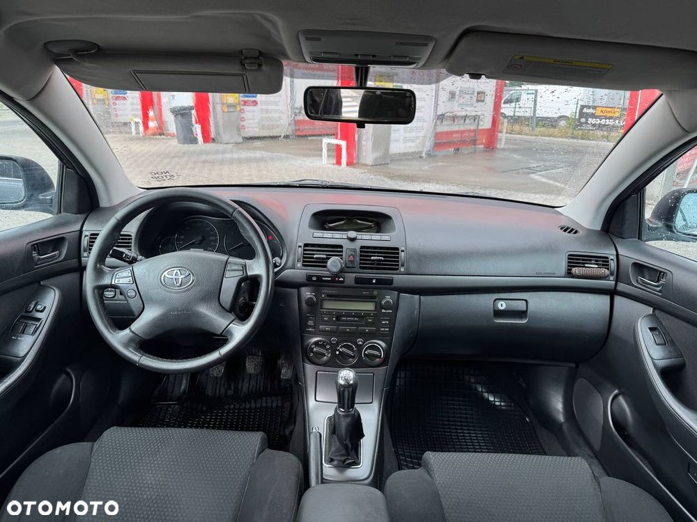 Toyota Avensis 1.6 VVT-i Luna - 7