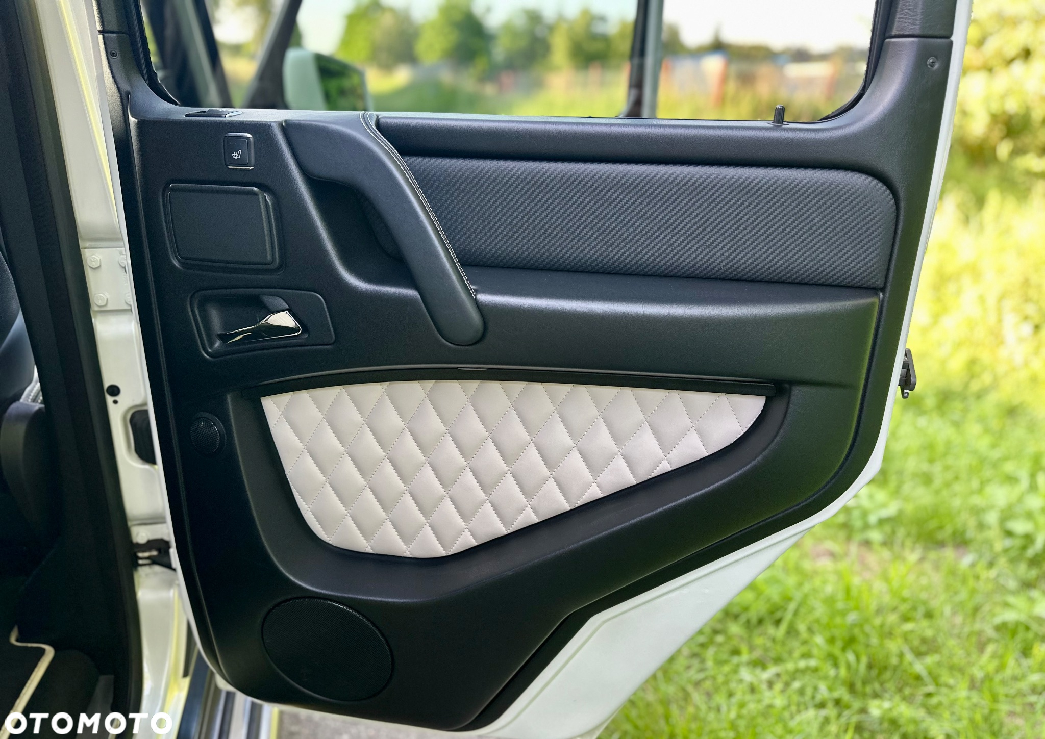 Mercedes-Benz Klasa G AMG 63 AMG SPEEDSHIFT 7G-TRONIC Edition 463 - 30