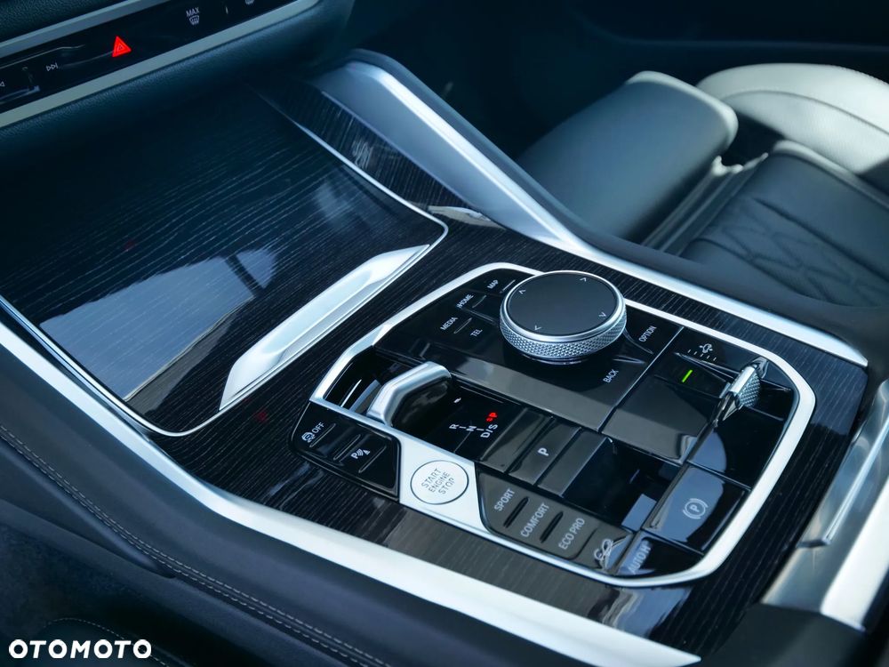 BMW X6 xDrive40d mHEV sport - 19