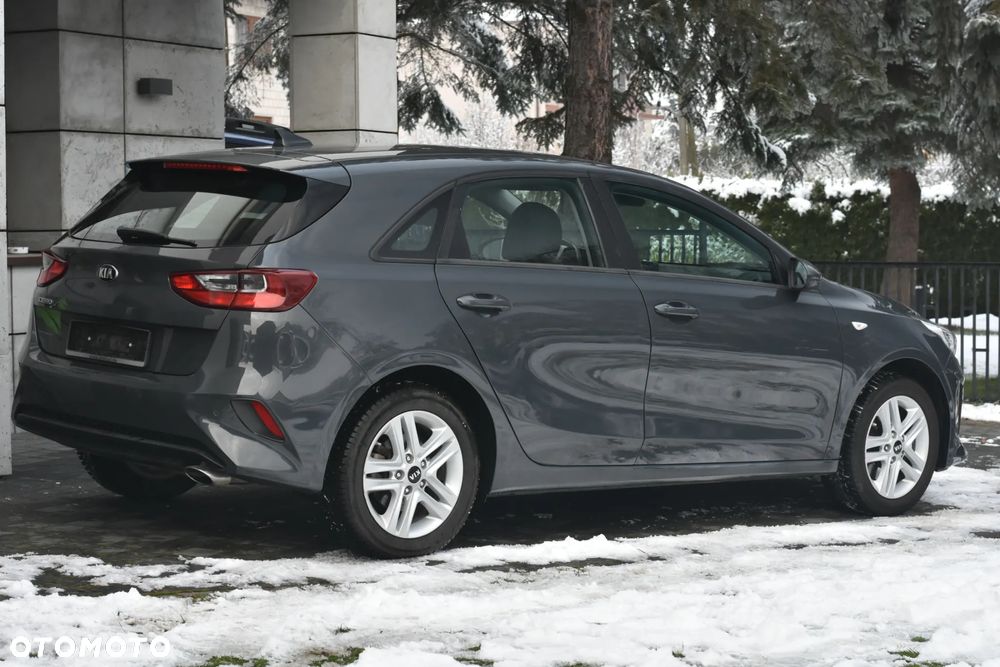 Kia Ceed 1.4 CVVT Dream Team Edition - 2