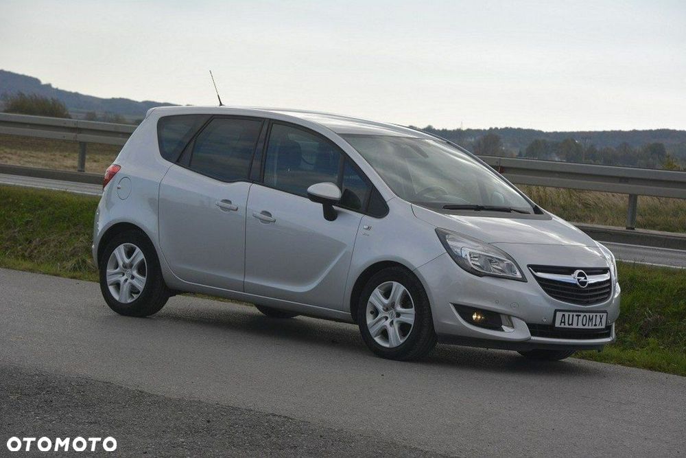 Opel Meriva - 12
