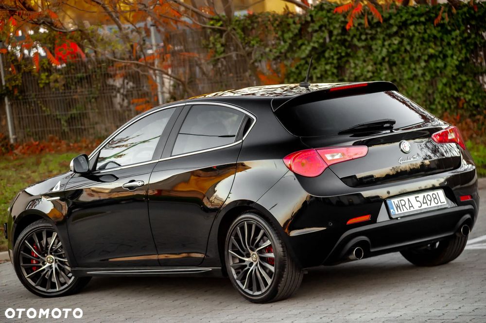Alfa Romeo Giulietta 1750 TBi Quadrifoglio Verde - 11