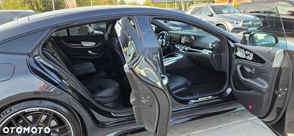 Mercedes-Benz AMG GT 53 4Matic+ 4D Speedshift TCT 9G - 16