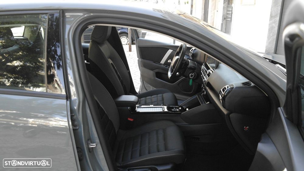 Citroën C4 1.2 Hybrid Plus e-DSC6 - 24