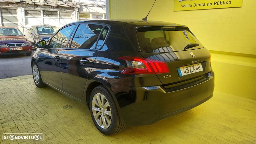 Peugeot 308 1.2 PureTech Style - 17