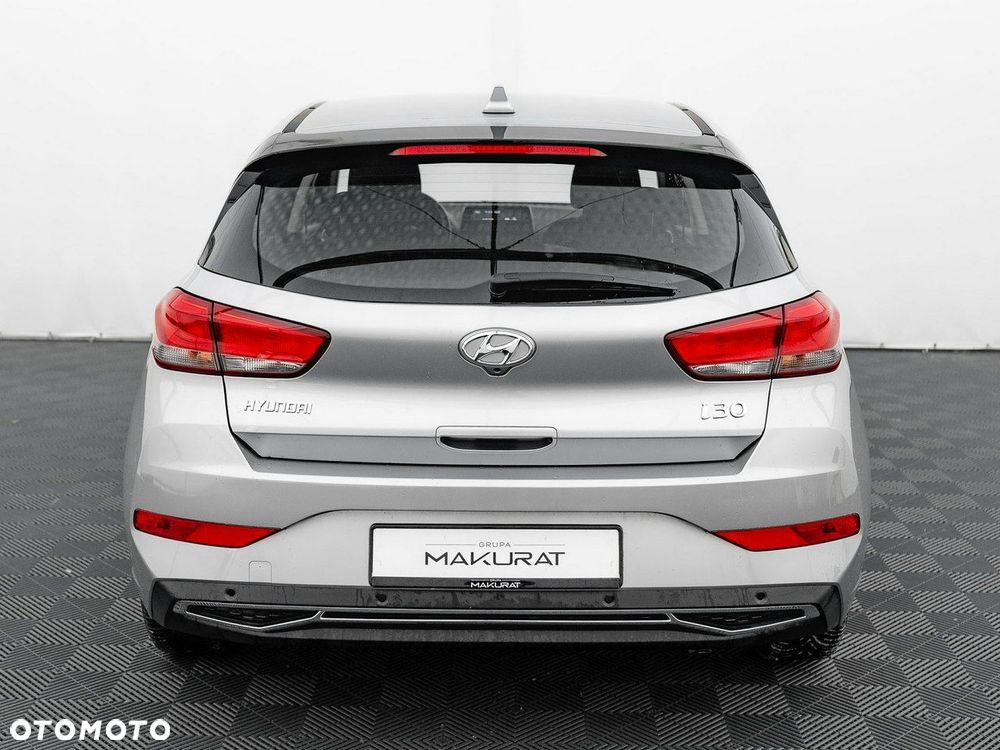 Hyundai i30 1.0 T-GDI Modern - 10