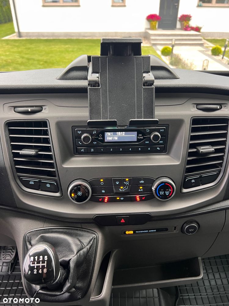 Ford Transit - 18