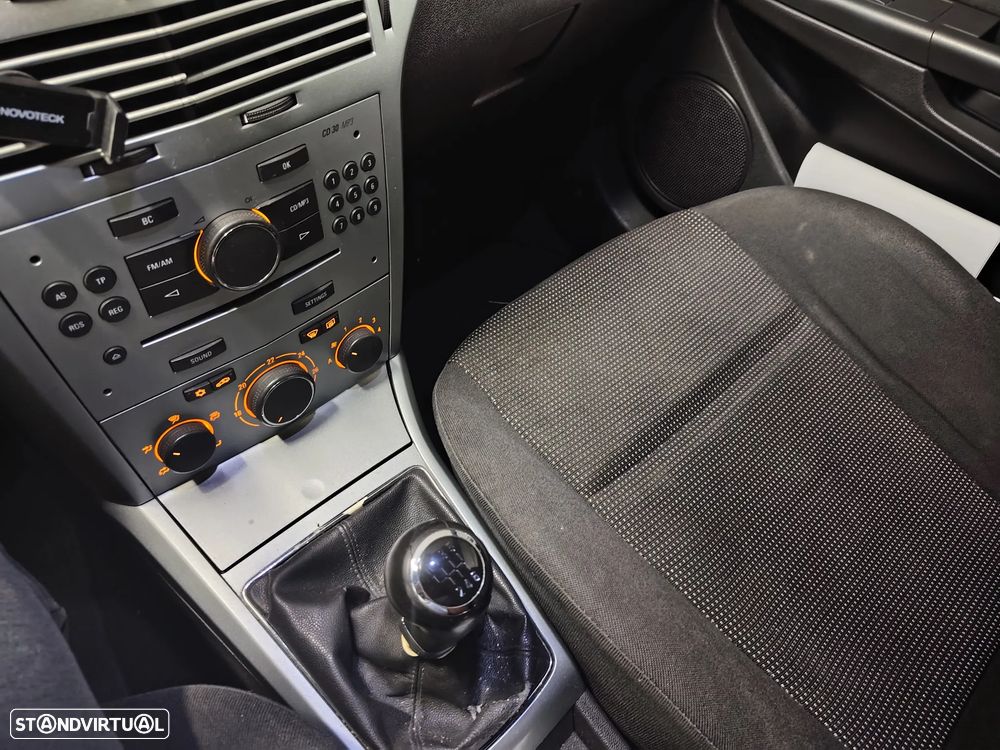 Opel Astra GTC 1.7 CDTI - 6