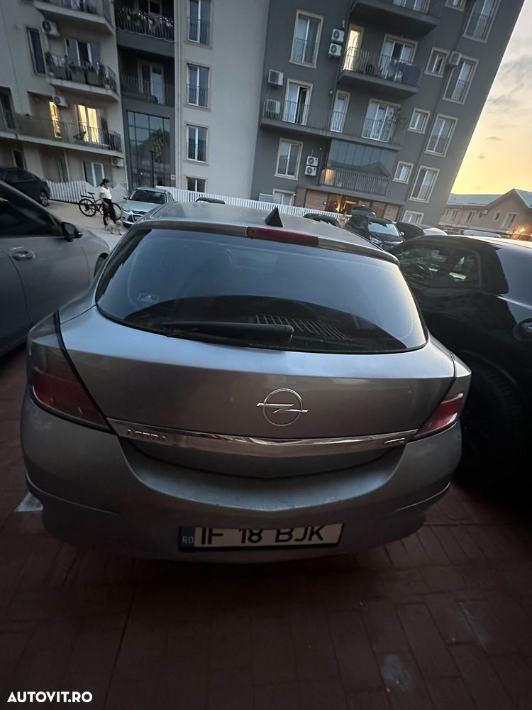 Opel Astra 1.4i Cosmo - 10
