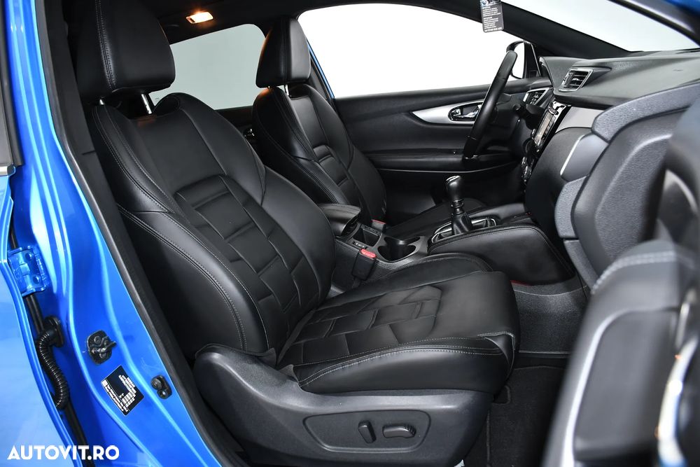 Nissan Qashqai 1.6 DCI 4 x 4 DPF tekna - 17