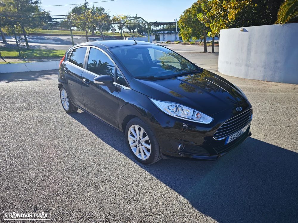 Ford Fiesta 1.5 TDCi Titanium - 4