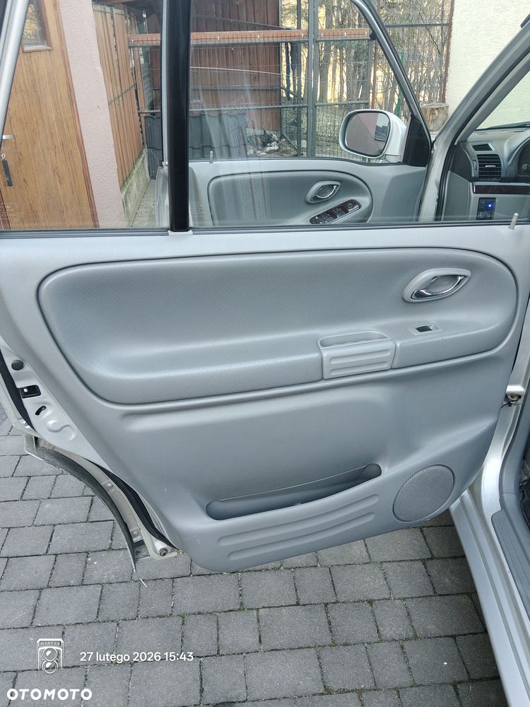 Suzuki Grand Vitara 2.0 HDi - 13