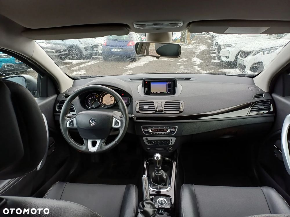 Renault Megane ENERGY TCe 115 Start & Stop Bose Edition - 21