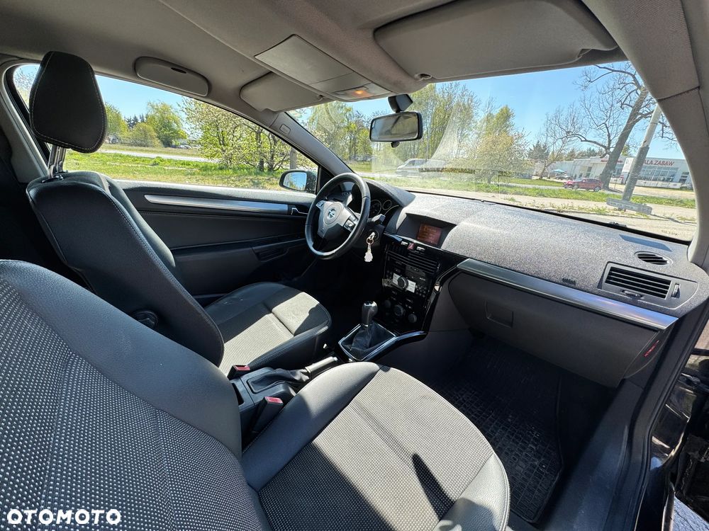 Opel Astra 1.7 CDTI - 11