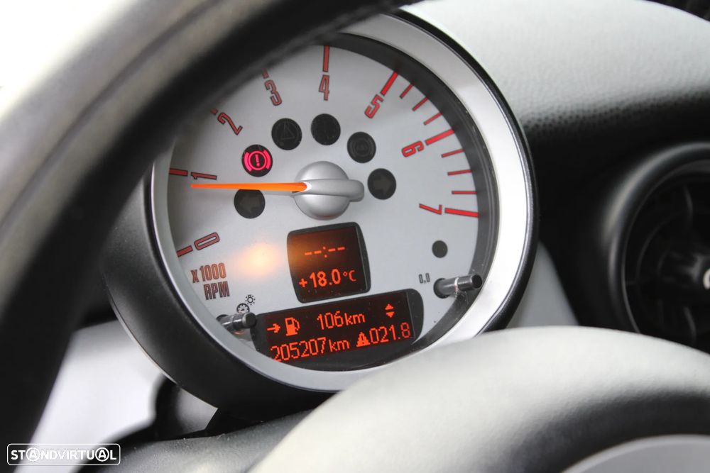 MINI 3 Portas Cooper D - 30