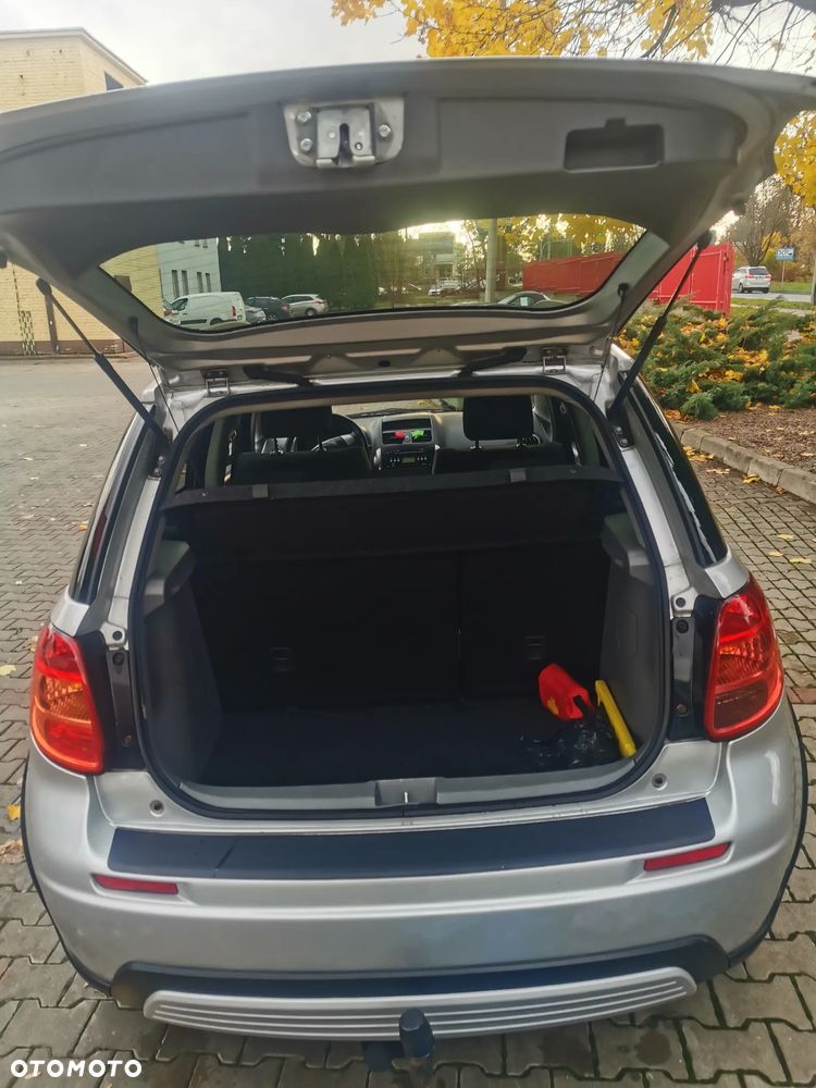 Suzuki SX4 - 5