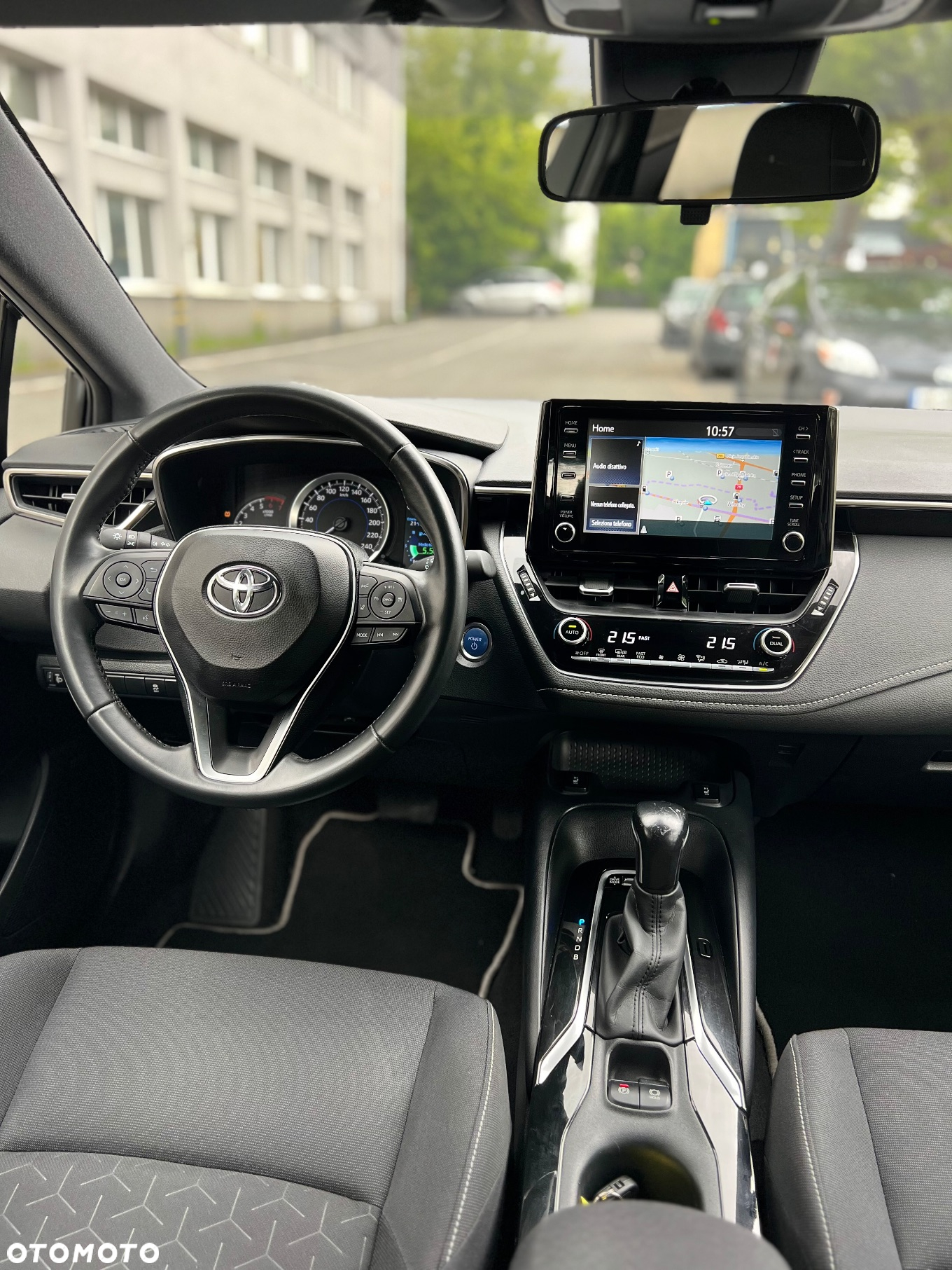 Toyota Corolla 1.8 Hybrid Touring Sports - 13