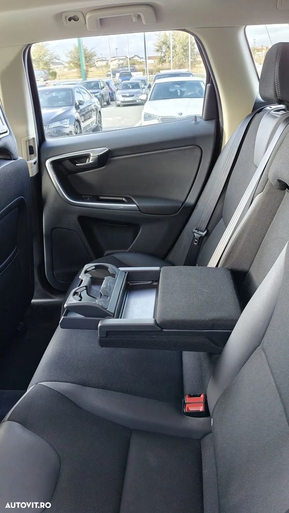 Volvo XC 60 D4 Geartronic Summum - 28