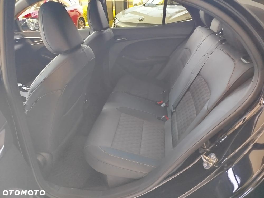 MG MG3 1.5 HEV+ Exclusive - 10
