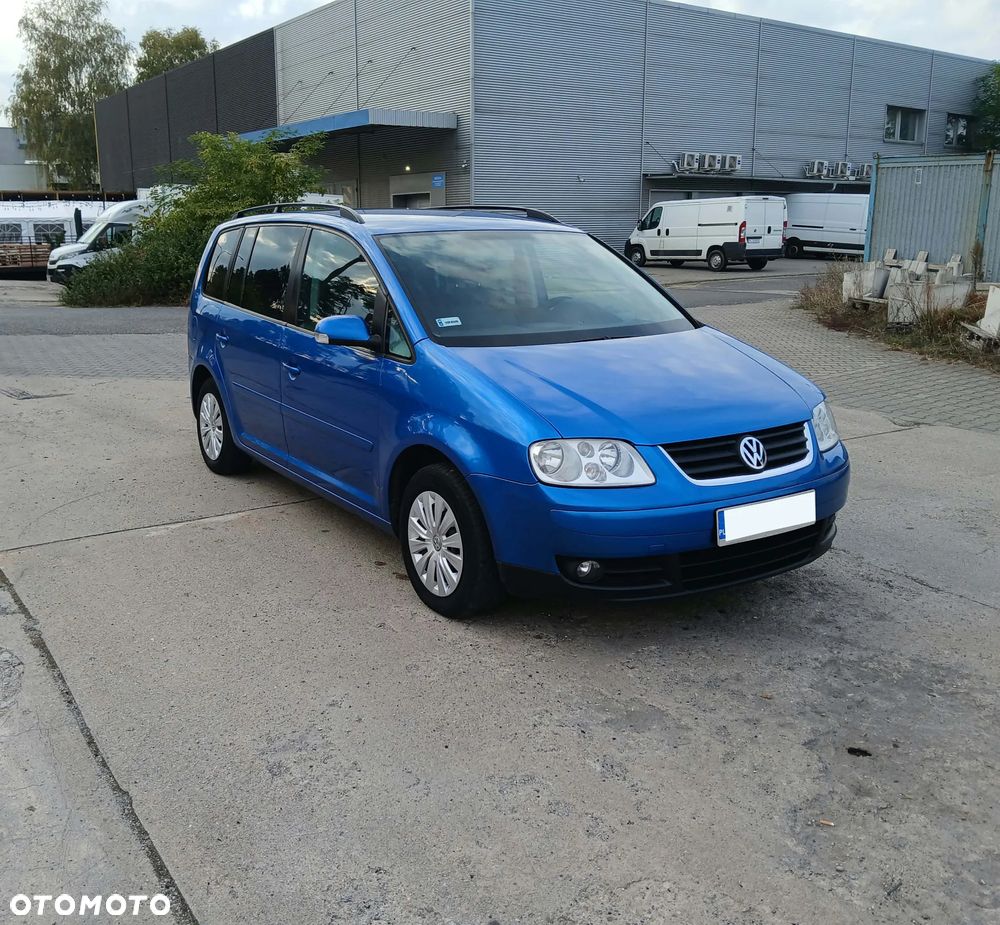 Volkswagen Touran - 3