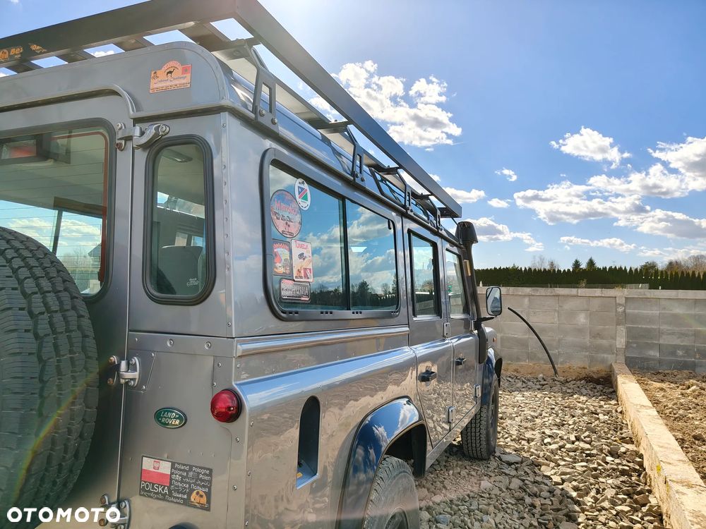 Land Rover Defender - 10
