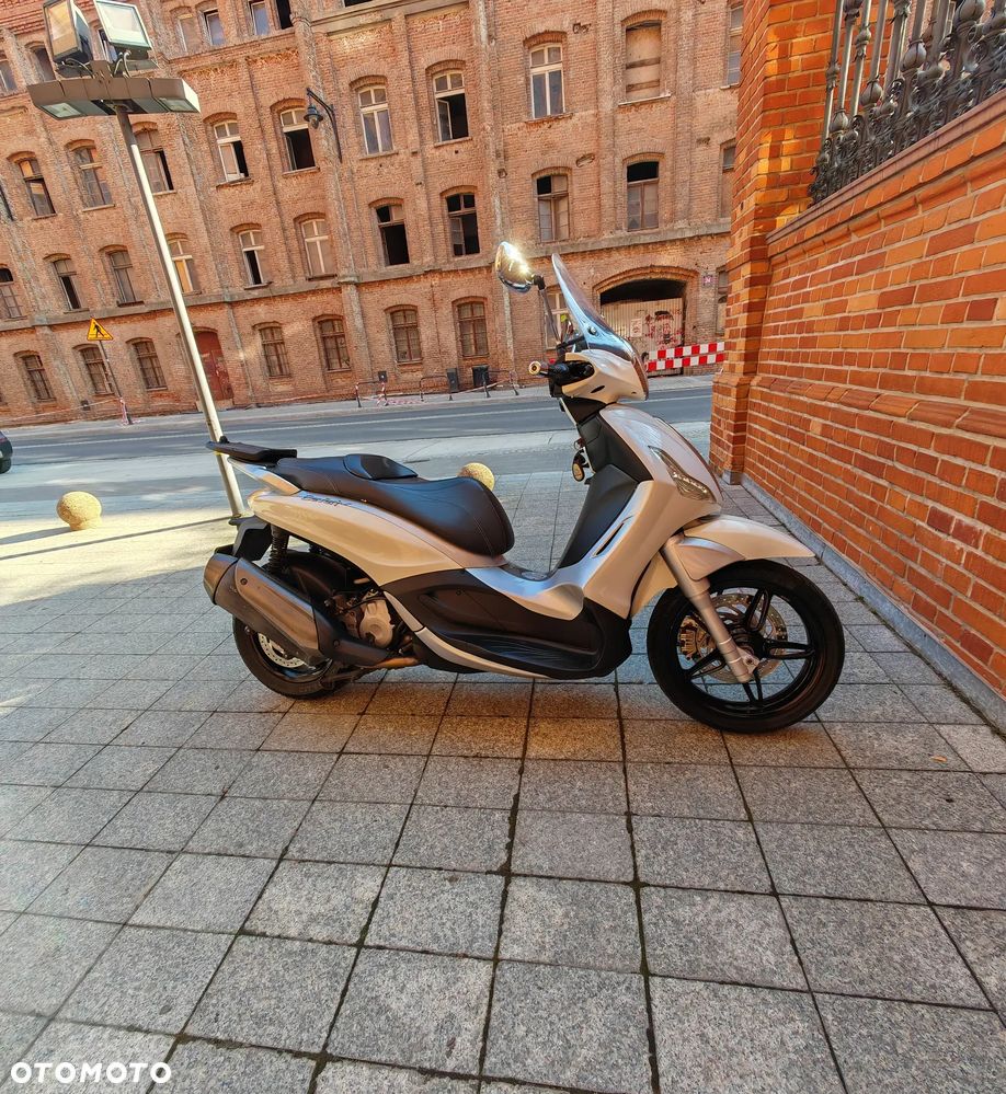 Piaggio Beverly - 4
