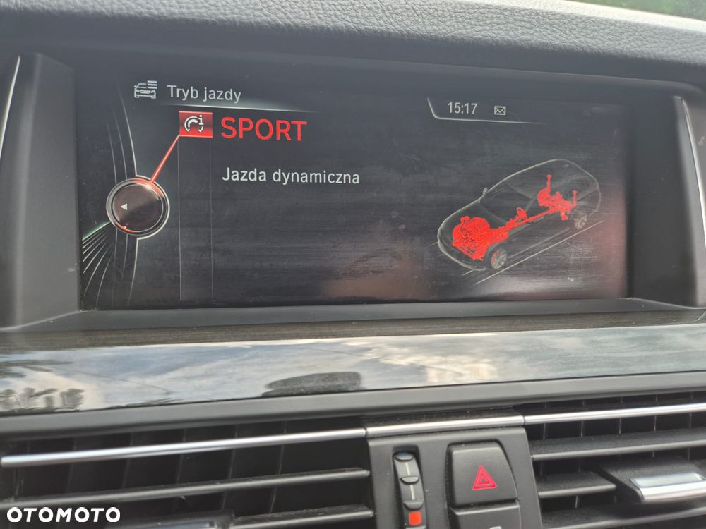 BMW Seria 5 520d Luxury Line - 25