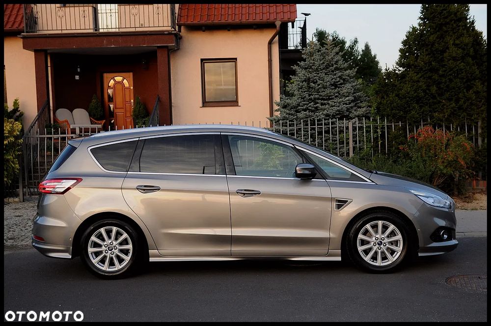 Ford S-Max - 23